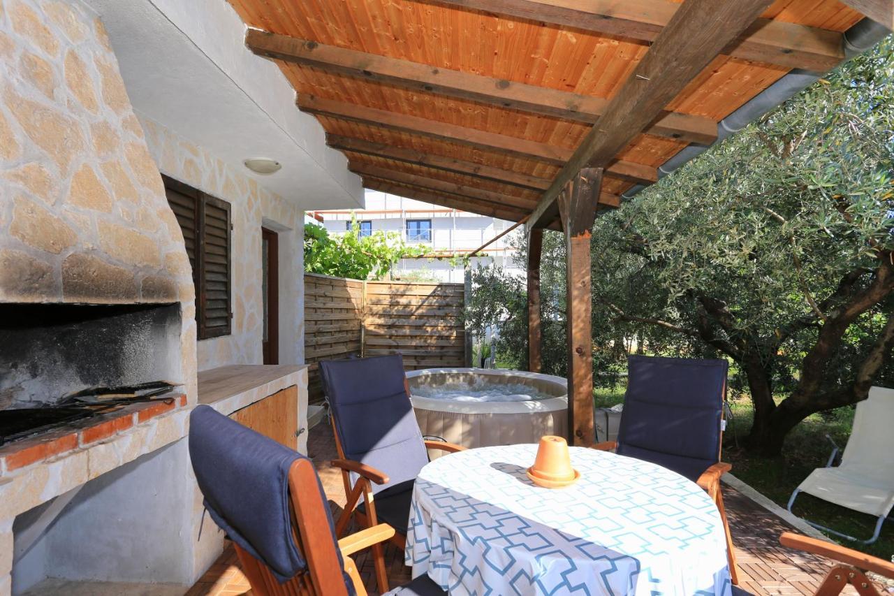 Hacienda Mia With Yacuzzi And Free Parking Zadar Ngoại thất bức ảnh